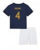 Frankrike Raphael Varane #4 Hemmatröja Barn VM 2022 Kortärmad (+ Korta byxor)