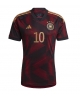 Tyskland Serge Gnabry #10 Bortatröja Män VM 2022 Kortärmad