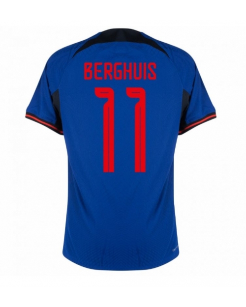 Nederländerna Steven Berghuis #11 Bortatröja Män VM 2022 Kortärmad